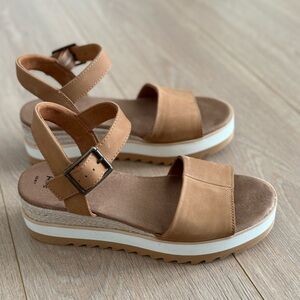 TOMS Diana Sandal size 7